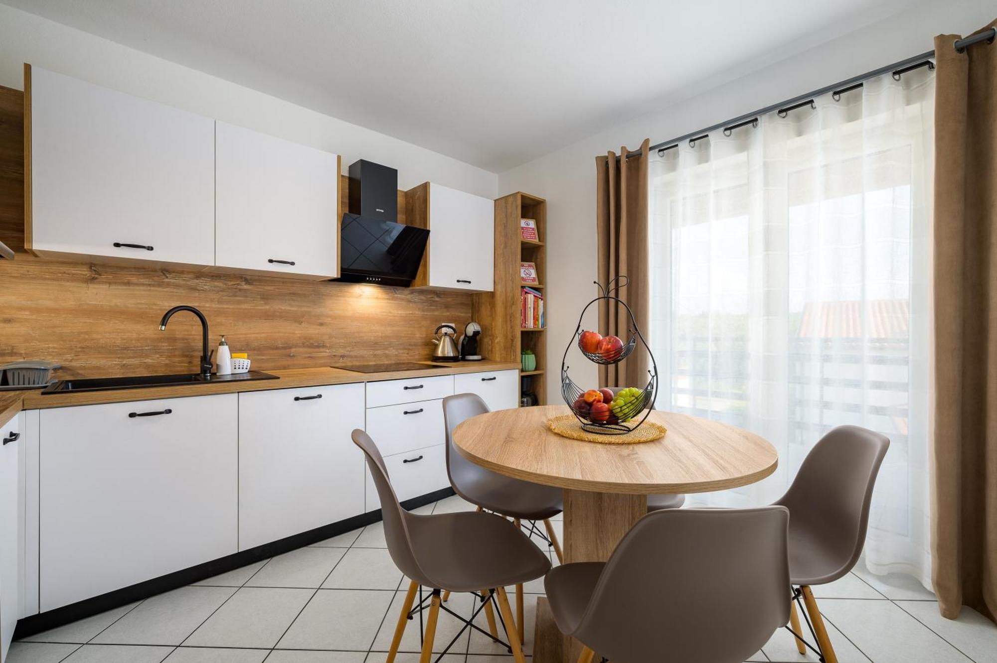 App D Comfort Umag Exterior foto